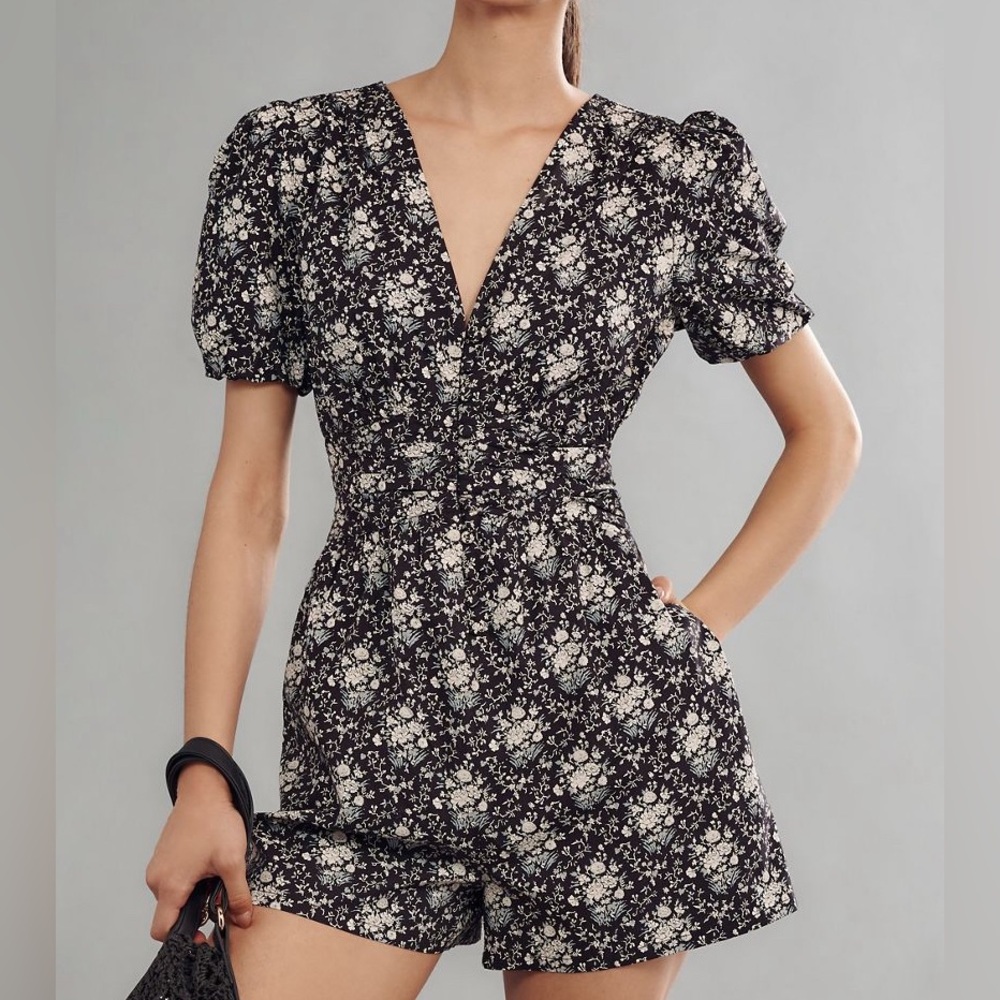 NWT Anthropologie Katerina Floral Black and White Jumper SZ L